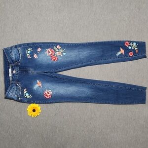 For the REPUBLIC High Rise Curvy Skinny Floral Embroidered Denim Summer Jeans